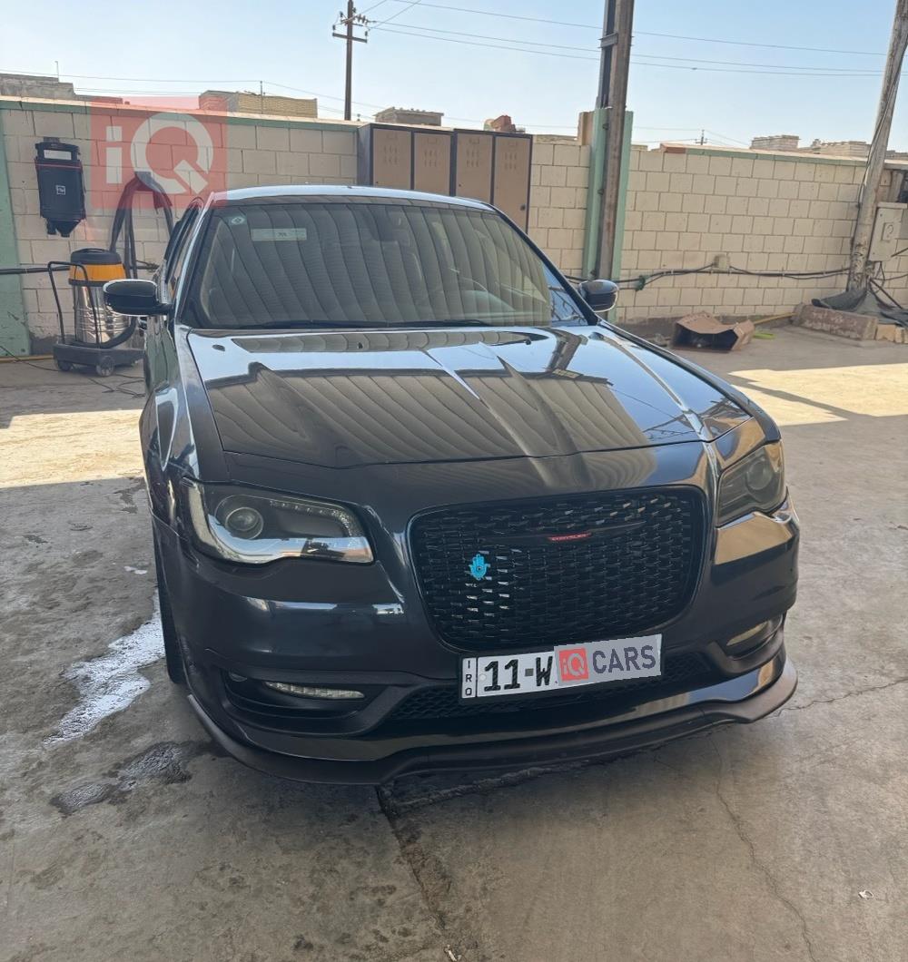 كرايسلر 300